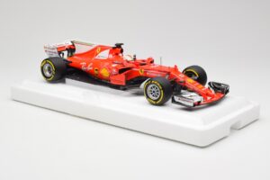 Scuderia Ferrari SF70H #5 S. Vettel Winner Australian GP 2017 End of Race BBR 1:18 BBR181705-E Metalli — kuva 4 / 7