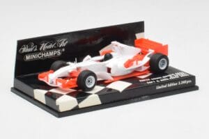 Super Aguri SA06 A. Suzuki F1 2006 Minichamps 1:43 400060224 Metalli — kuva 3 / 5