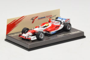 Toyota TF105 #17 R. Schumacher Panasonic Toyota Racing F1 2005 Minichamps 1:43 AM58296 Metalli — kuva 2 / 5