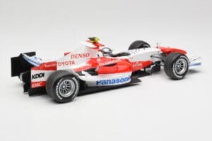 Toyota TF107 #12 J. Trulli F1 Launch Livery 2007 Minichamps 1:18 AM601321 Metalli — kuva 2 / 6