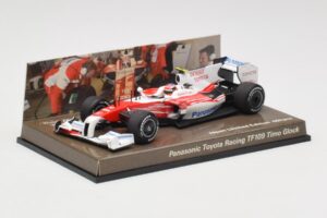 Toyota TF109 Panasonic Toyota Racing #10 T. Glock F1 2009 Minichamps 1:43 AM62131 Metalli — kuva 2 / 5