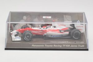 Toyota TF109 Panasonic Toyota Racing #10 T. Glock F1 2009 Minichamps 1:43 AM62131 Metalli — kuva 5 / 5