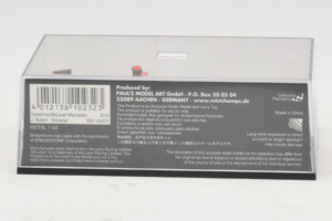 Vodafone McLaren Mercedes MP4-25 J. Button F1 Showcar 2010 Minichamps 1:43 530104371 Metalli — kuva 4 / 5
