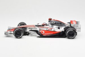 McLaren MP4-22 Mercedes #1 F. Alonso Presentation Valencia 2007 Minichamps 1:18 538071871 Metalli — kuva 3 / 6