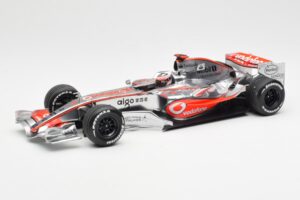 McLaren MP4-22 Mercedes #1 F. Alonso Presentation Valencia 2007 Minichamps 1:18 538071871 Metalli