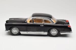 Facel Vega HK500 Musta Sun Star 1:18 3751 Metalli — kuva 4 / 8