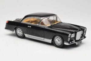 Facel Vega HK500 Musta Sun Star 1:18 3751 Metalli — kuva 6 / 8