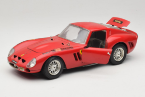 Ferrari 250 GTO Punainen Bburago 1:18 B003 Metalli — kuva 2 / 8