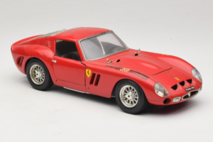 Ferrari 250 GTO Punainen Bburago 1:18 B003 Metalli — kuva 6 / 8