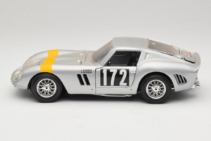 Ferrari 250 GTO #172 Tour de France 1964 Bburago 1:18 7011 Metalli — kuva 4 / 8