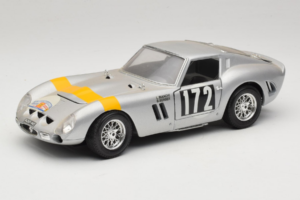Ferrari 250 GTO #172 Tour de France 1964 Bburago 1:18 7011 Metalli