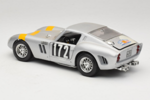 Ferrari 250 GTO #172 Tour de France 1964 Bburago 1:18 7011 Metalli — kuva 7 / 8