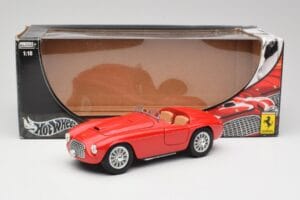 Ferrari 125 S Punainen Hot Wheels 1:18 L2954 Metalli — kuva 8 / 8