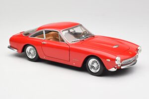 Ferrari 250 GT Berlinetta SWB Punainen Hot Wheels 1:18 B6053 Metalli — kuva 6 / 8