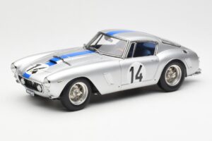 Ferrari 250 GT SWB #14 P. Noblet / J. Guichet Team Noblet 3rd Place 24 Hours of Le Mans 1961 CMC 1:18 M-079 Metalli