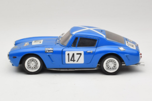 Ferrari 250 GT Berlinette #147 Sininen Jouef Evolution 1:18 3023 Metalli — kuva 4 / 8