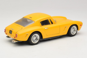 Ferrari 250 GT Berlinetta Keltainen Jouef Evolution 1:18 301200 Metalli — kuva 3 / 8