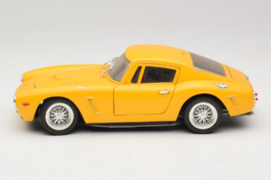 Ferrari 250 GT Berlinetta Keltainen Jouef Evolution 1:18 301200 Metalli — kuva 4 / 8