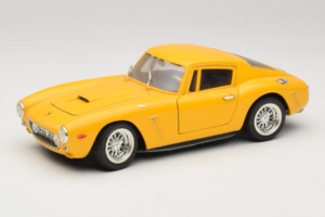 Ferrari 250 GT Berlinetta Keltainen Jouef Evolution 1:18 301200 Metalli