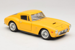 Ferrari 250 GT Berlinetta Keltainen Jouef Evolution 1:18 301200 Metalli — kuva 6 / 8