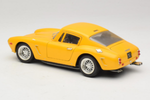 Ferrari 250 GT Berlinetta Keltainen Jouef Evolution 1:18 301200 Metalli — kuva 7 / 8