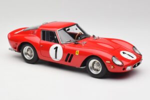 Ferrari 250 GTO #1 P. Rodriguez / W. Mairesse Paris 1000km 1962 CMC 1:18 M-254 Metalli — kuva 4 / 6