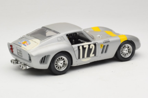 Ferrari 250 GTO #172 L. Bianchi / G. Berger Tour de France 1962 Hopea Rajoitettu Painos Bburago 1:18 3011-S1 Metalli — kuva 3 / 8
