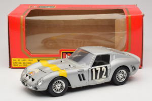 Ferrari 250 GTO #172 L. Bianchi / G. Berger Tour de France 1962 Hopea Rajoitettu Painos Bburago 1:18 3011-S1 Metalli — kuva 8 / 8