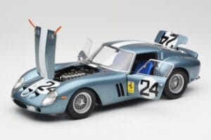 Ferrari 250 GTO #24 P. Rodriguez 12 Hours of Sebring GT3.0 Winner 1962 Kyosho 1:18 08438D Metalli — kuva 2 / 8