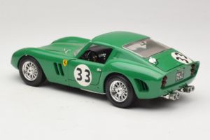 Ferrari 250 GTO #33 Vihreä Bburago 1:18 3011-G1 Metalli — kuva 7 / 8