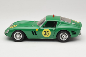 Ferrari 250 GTO #35 Vihreä 1962 Bburago 1:18 3011-G2 Metalli — kuva 4 / 8