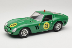 Ferrari 250 GTO #35 Vihreä 1962 Bburago 1:18 3011-G2 Metalli