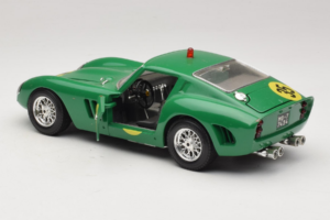 Ferrari 250 GTO #35 Vihreä 1962 Bburago 1:18 3011-G2 Metalli — kuva 5 / 8
