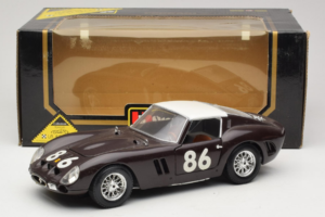 Ferrari 250 GTO #86 Musta Bburago 1:18 3011-B1 Metalli — kuva 8 / 8