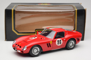 Ferrari 250 GTO #96 Punainen 1962 Bburago 1:18 3011-N1 Metalli — kuva 8 / 8