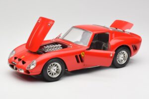 Ferrari 250 GTO Punainen Bburago 1:18 3011 Metalli — kuva 2 / 8