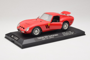 Ferrari 250 GTO Punainen Replacement Stand Exclusive Cars 1:18 EC005 Metalli — kuva 2 / 8