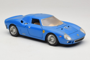 Ferrari 250 LM Sininen Bburago 1:18 3033-B1 Metalli — kuva 6 / 8