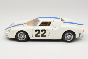 Ferrari 250 LM #22 Valkoinen 1965 Bburago 1:18 3333-W1 Metalli — kuva 4 / 8