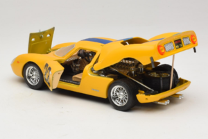 Ferrari 250 LM #22 Keltainen 1965 Bburago 1:18 3333-Y1 Metalli — kuva 5 / 8