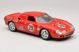 Ferrari 250 LM #29 Owens / Jones Monza 1992 Rajoitettu Painos Bburago 1:18 3033-P3 Metalli — kuva 6 / 8