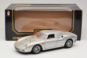 Ferrari 250 LM Hopea Bburago 1:18 3033-S1 Metalli — kuva 8 / 8