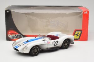Ferrari 250 Testa Rossa #22 P. Hill / O. Gendebien 24 Hours of Le Mans 1958 Hot Wheels 1:18 29755 Metalli — kuva 8 / 8