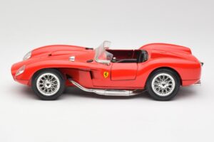 Ferrari 250 Testa Rossa Punainen Bburago 1:18 3007 Metalli — kuva 4 / 8