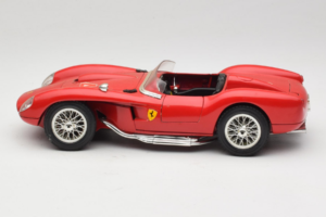 Ferrari 250 Testa Rossa #4 Punainen Replacement Box 1957 Bburago 1:18 3007-R6 Metalli — kuva 4 / 8