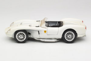 Ferrari 250 Testa Rossa Valkoinen Replacement Box Bburago 1:18 3007-R3 Metalli — kuva 4 / 8
