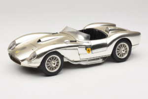Ferrari 250 Testa Rossa Chrome Hopea Bburago 1:18 3007-C1 Metalli