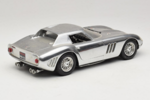 Ferrari 275 GTB Chrome Hopea Guiloy 1:18 B004 Metalli — kuva 3 / 8
