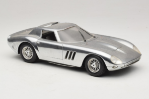 Ferrari 275 GTB Chrome Hopea Guiloy 1:18 B004 Metalli — kuva 6 / 8