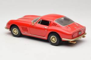 Ferrari 275 GTB/4 Punainen ERTL 1:18 7493-P1 Metalli — kuva 7 / 8